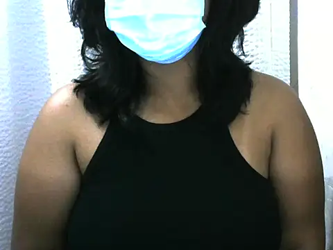 Artinah22 online show from December 2025 07:42:02 PM