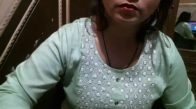 Snapshot of UrsMansi chatting on March 2025 07:30:02 AM UrsMansi online show from March 2025 07:30:02 AM