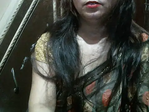 Snapshot of UrsMansi chatting on September 2025 05:22:02 AM UrsMansi online show from September 2025 05:22:02 AM