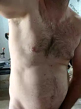 Snapshot of IronedTitan chatting on September 2025 12:44:01 AM IronedTitan online show from September 2025 12:44:01 AM