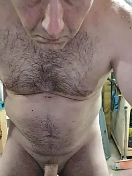 Snapshot of IronedTitan chatting on October 2025 01:16:01 AM IronedTitan online show from October 2025 01:16:01 AM