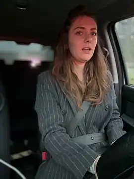 MariiD online show from December 2025 07:06:02 AM