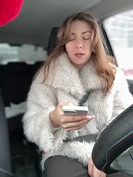 Snapshot of MariiD chatting on February 2026 07:13:02 AM MariiD online show from February 2026 07:13:02 AM