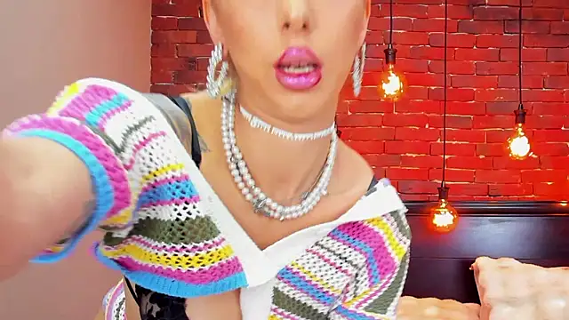 ChristynaRoss online show from March 2026 08:24:02 PM