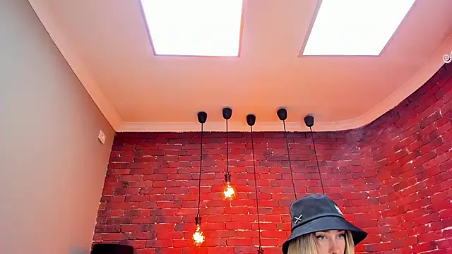 ChristynaRoss online show from March 2026 08:26:01 PM