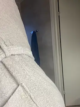 Snapshot of Anna_Alexa chatting on January 2026 02:43:01 PM Anna Alexa online show from January 2026 02:43:01 PM