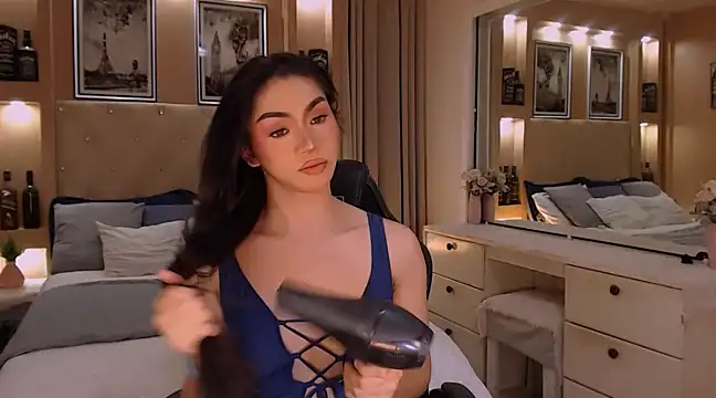 YOUR DREAMWIFE online show from March 2025 04:53:01 PM