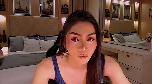 YOUR DREAMWIFE online show from March 2025 05:34:02 PM