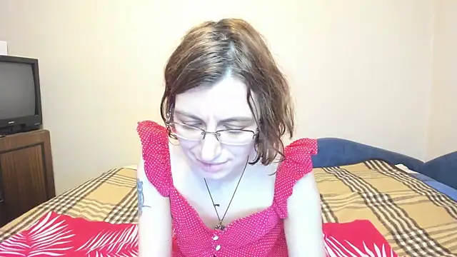 Snapshot of MarilynDream chatting on December 2024 12:29:01 AM MarilynDream online show from December 2024 12:29:01 AM
