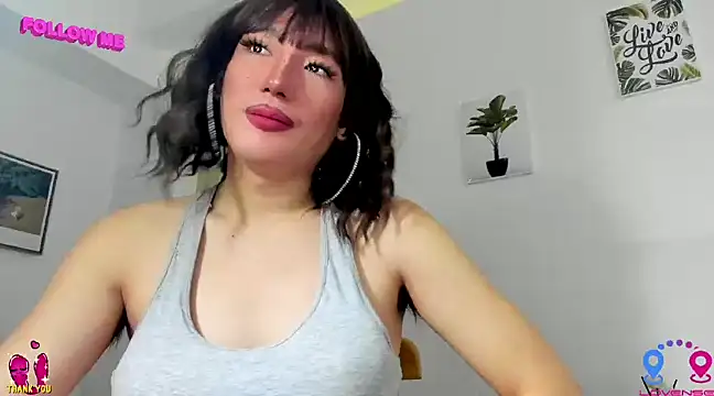 Snapshot of hottycrishina chatting on January 2025 06:24:02 AM hottycrishina online show from January 2025 06:24:02 AM