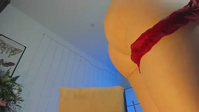 LilianKroft online show from January 2025 02:30:01 PM