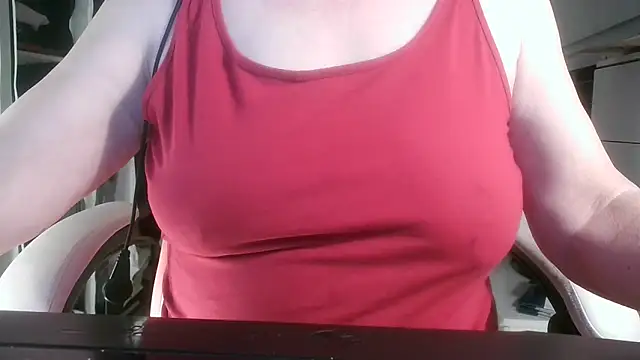 Snapshot of heidi60 chatting on February 2025 08:20:01 AM heidi60 online show from February 2025 08:20:01 AM