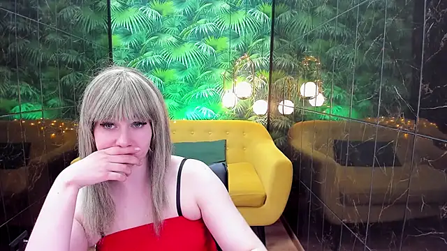 Snapshot of AlanaDreamy chatting on December 2024 02:00:01 PM AlanaDreamy online show from December 2024 02:00:01 PM