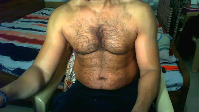 Snapshot of Vbestshow chatting on April 2026 12:21:02 PM Vbestshow online show from April 2026 12:21:02 PM