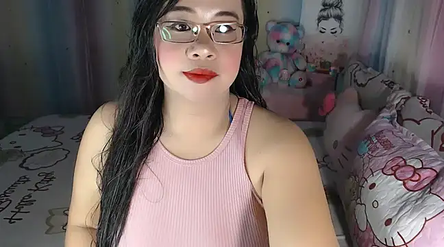 hersheykisses07 online show from February 2025 08:22:01 PM