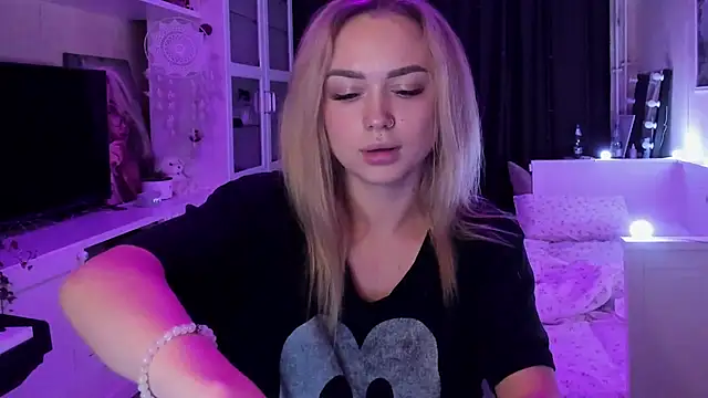 MaryDreaminess online show from October 2025 09:45:02 PM