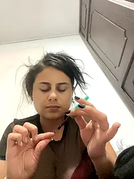 AbbyTaylorr online show from September 2025 12:43:01 AM