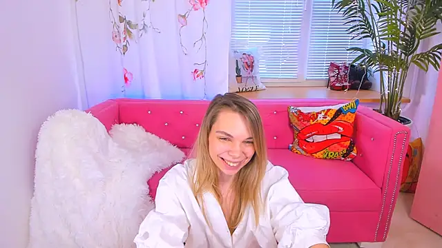 Snapshot of The_Deep_Passion chatting on February 2025 11:20:01 AM The Deep Passion online show from February 2025 11:20:01 AM