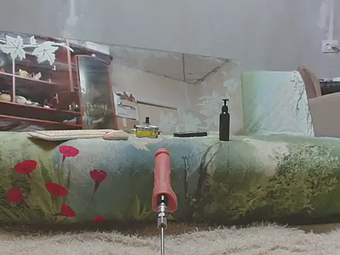 Snapshot of AlinasissyXX chatting on March 2026 08:24:01 PM AlinasissyXX online show from March 2026 08:24:01 PM