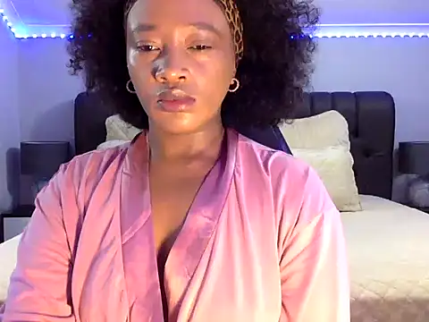 BOOTYBANGER24xx online show from October 2025 03:01:02 AM