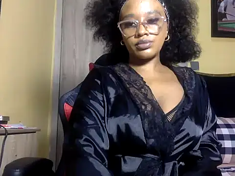 Snapshot of BOOTYBANGER24xx chatting on May 2026 09:26:01 AM BOOTYBANGER24xx online show from May 2026 09:26:01 AM