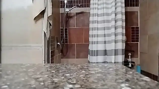 Snapshot of ThickDMatty@xh chatting on December 2024 06:24:02 AM ThickDMattyxh online show from December 2024 06:24:02 AM