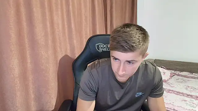 Todhorny9873 online show from February 2025 06:33:01 AM