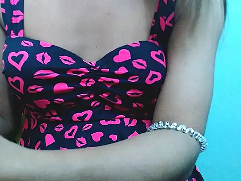 nica20 online show from November 2025 01:06:02 PM