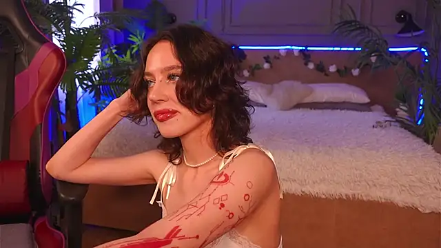 Devilinee online show from September 2025 06:48:02 AM