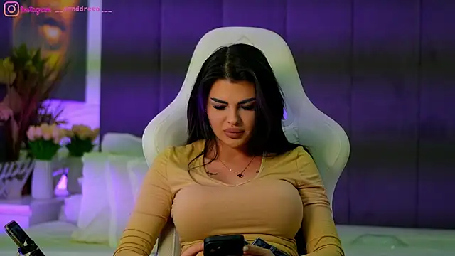 perfectt33n online show from November 2025 04:50:01 PM