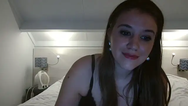 Neonstar online show from December 2024 10:46:02 AM