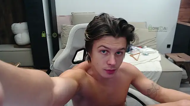 Sunny-Girl1 online show from December 2025 02:56:01 PM