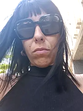 Snapshot of misscectito13 chatting on May 2026 01:51:01 PM misscectito13 online show from May 2026 01:51:01 PM
