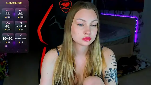 BiMolly online show from March 2026 04:04:02 AM