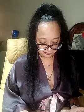 PichyPrettyPussy online show from October 2025 07:56:02 PM