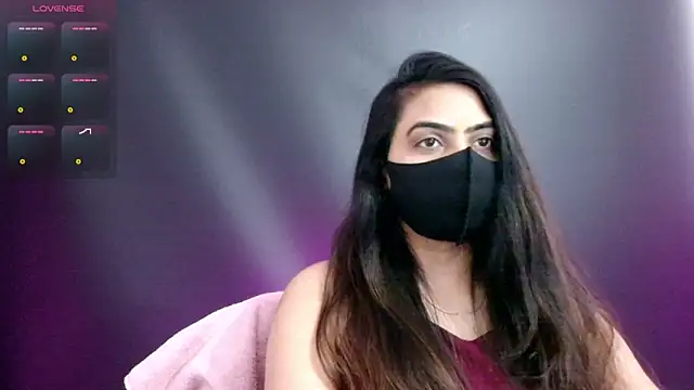 Snapshot of DesiZoya chatting on April 2026 03:00:02 AM DesiZoya online show from April 2026 03:00:02 AM