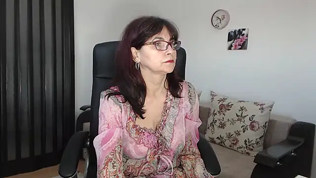 Snapshot of helua54 chatting on March 2025 08:26:02 AM helua54 online show from March 2025 08:26:02 AM