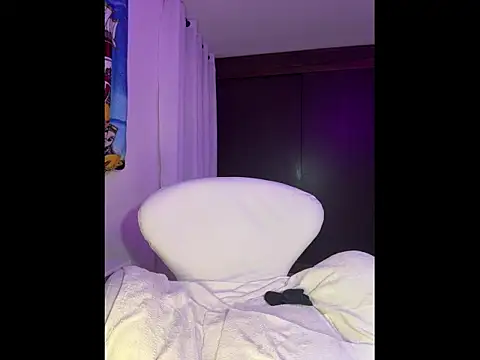 Naiara sex online show from November 2025 04:47:02 AM