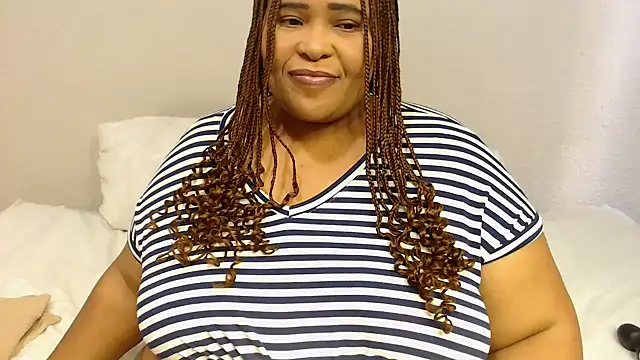 zandile online show from September 2025 01:05:02 PM