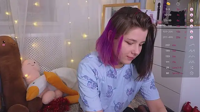 Snapshot of Mira_Falls chatting on January 2025 05:12:01 AM Mira Falls online show from January 2025 05:12:01 AM