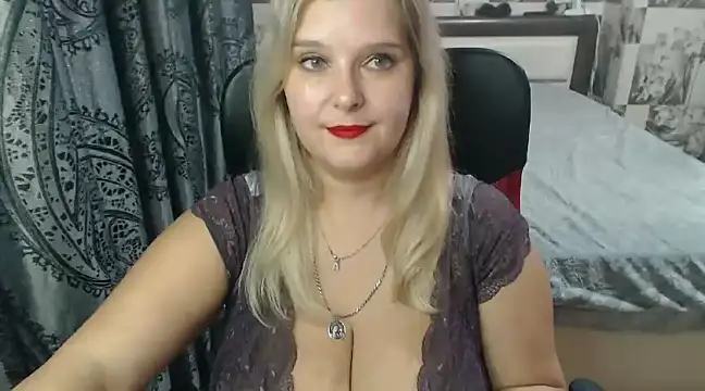 Snapshot of Boolochka chatting on December 2024 07:46:02 PM Boolochka online show from December 2024 07:46:02 PM