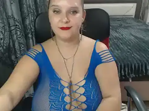 Snapshot of Boolochka chatting on February 2025 08:38:02 PM Boolochka online show from February 2025 08:38:02 PM