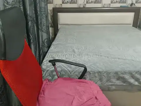 Snapshot of Boolochka chatting on February 2025 11:20:02 PM Boolochka online show from February 2025 11:20:02 PM