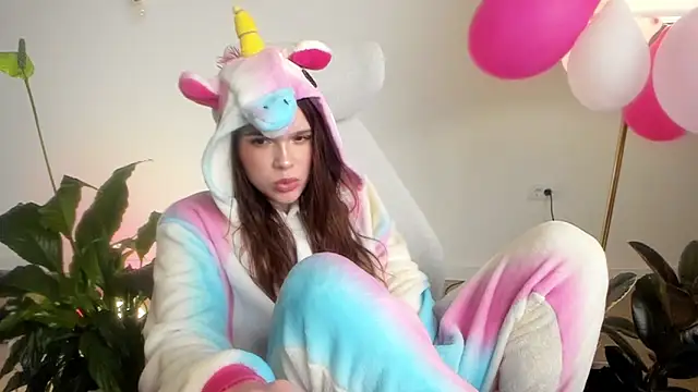 Snapshot of Pokemeboy chatting on March 2025 08:32:02 PM Pokemeboy online show from March 2025 08:32:02 PM