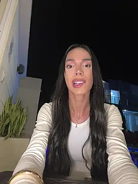 Michell simons online show from July 2026 05:43:02 AM
