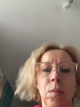 Snapshot of LuxuryNika chatting on February 2026 11:36:02 AM LuxuryNika online show from February 2026 11:36:02 AM