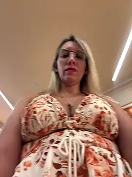 Snapshot of Gatitacarlita chatting on February 2025 05:47:02 PM Gatitacarlita online show from February 2025 05:47:02 PM