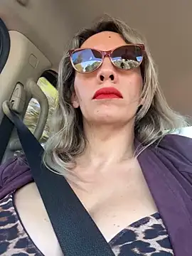 Snapshot of Gatitacarlita chatting on November 2025 12:42:02 PM Gatitacarlita online show from November 2025 12:42:02 PM