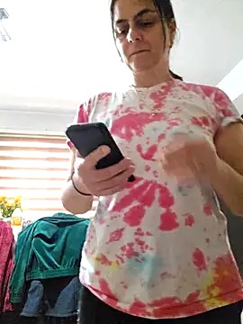 IsabelleCraft online show from January 2026 09:36:02 AM