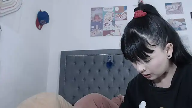 dulce maria x online show from March 2025 09:37:02 PM